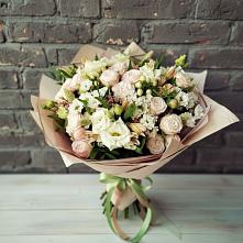 Букет цветов из:  Альстромерии, Розы и Хризантемы в Алагире
