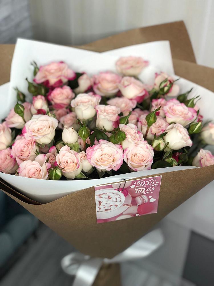 Букет цветов из: Розы в Алагире