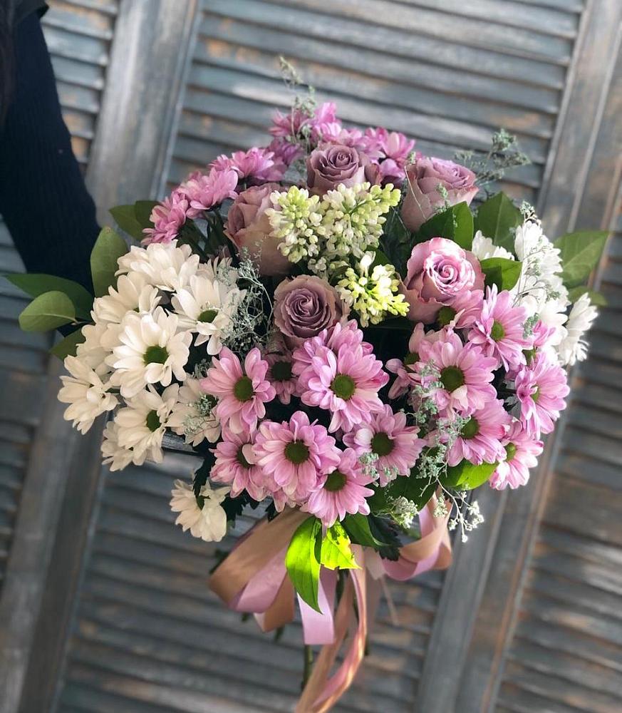 Букет цветов из: Хризантемы и Розы в Алагире