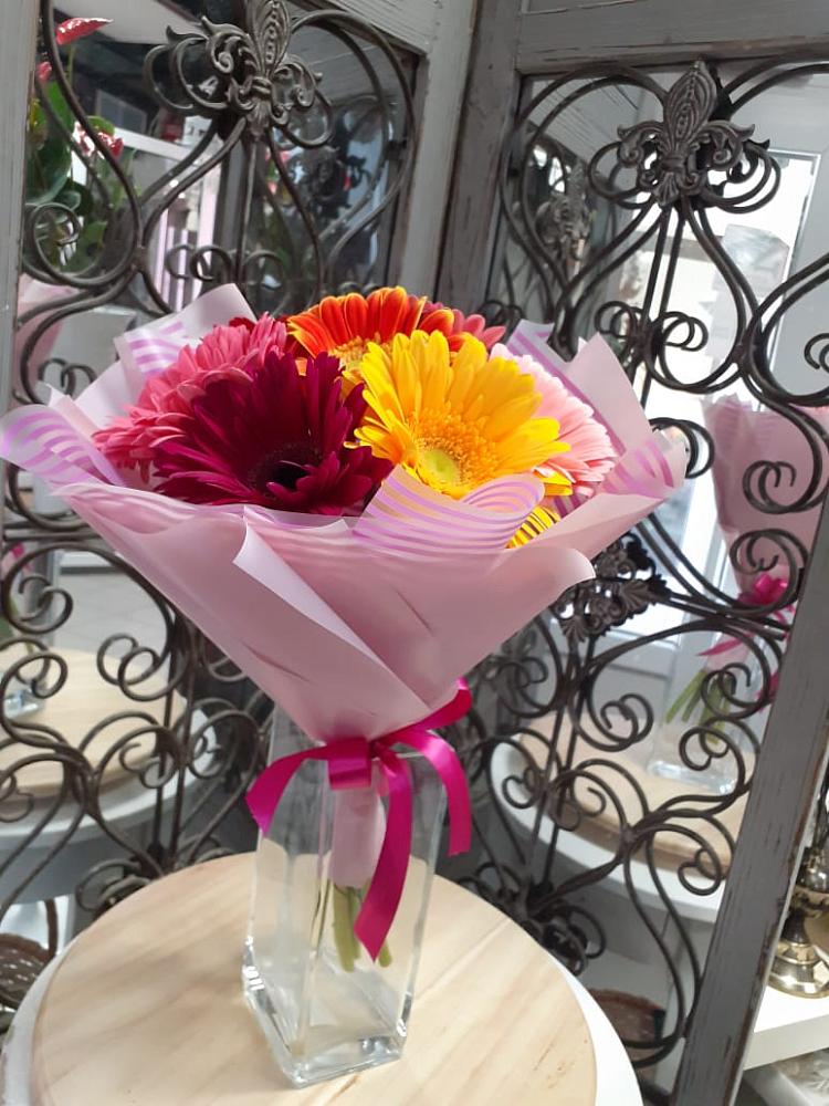 Букет цветов из: Герберы в Алагире