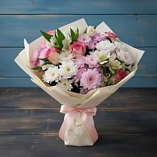 Букет цветов из:  Хризантемы, Альстромерии и Розы в Алагире