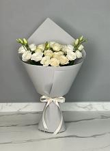 Букет цветов из:  Розы и Лизиантусы в Алагире